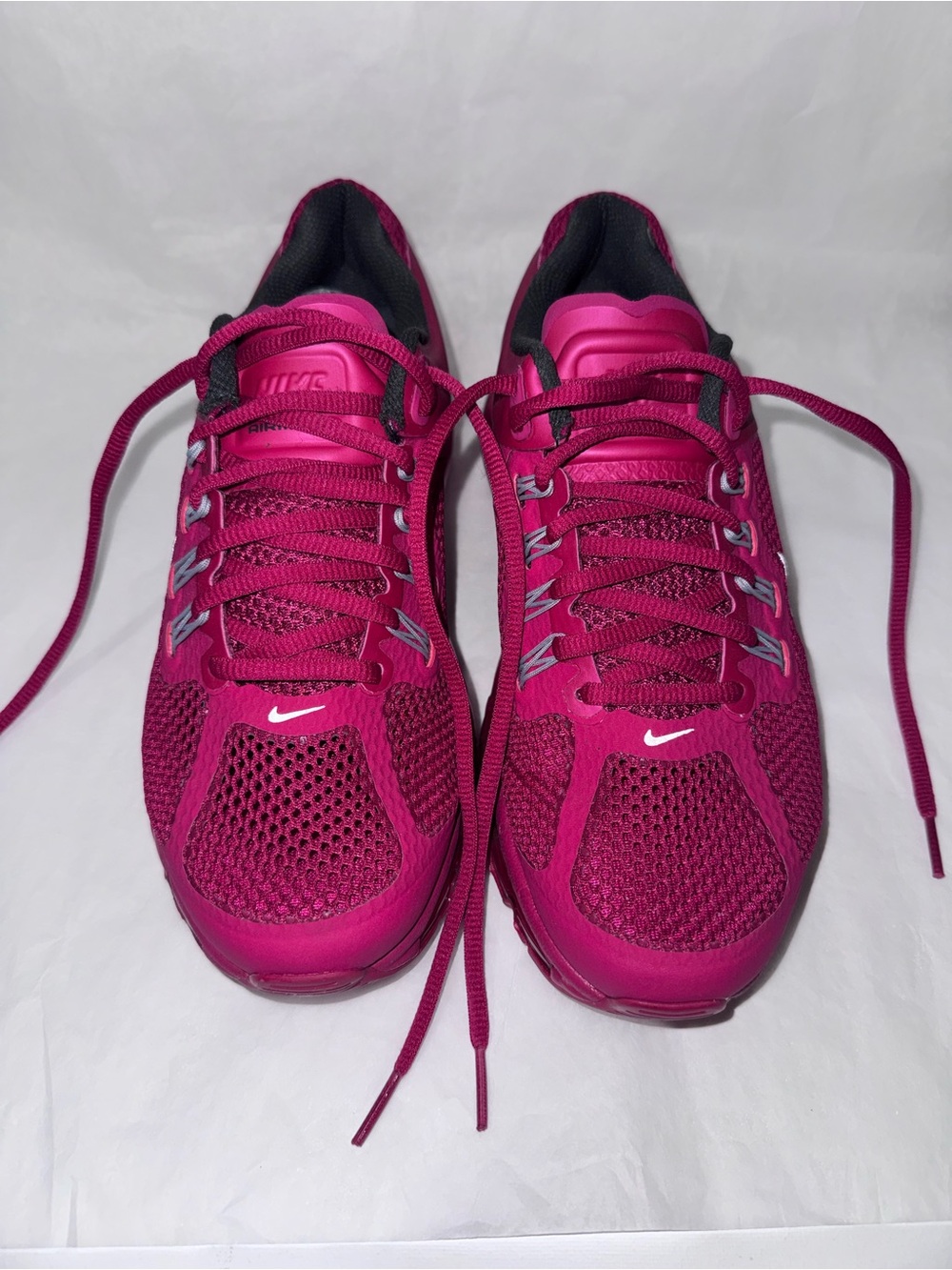 Nike Women's Magenta Mesh Air Max Sneakers with White Swoosh - Picture 5 of 10